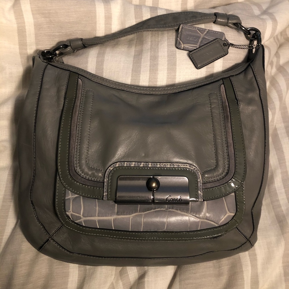 Coach flap shoulder bag EUC